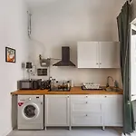 Rosa House ميلان