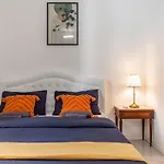 Rosa House *