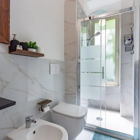Rosa House Milano